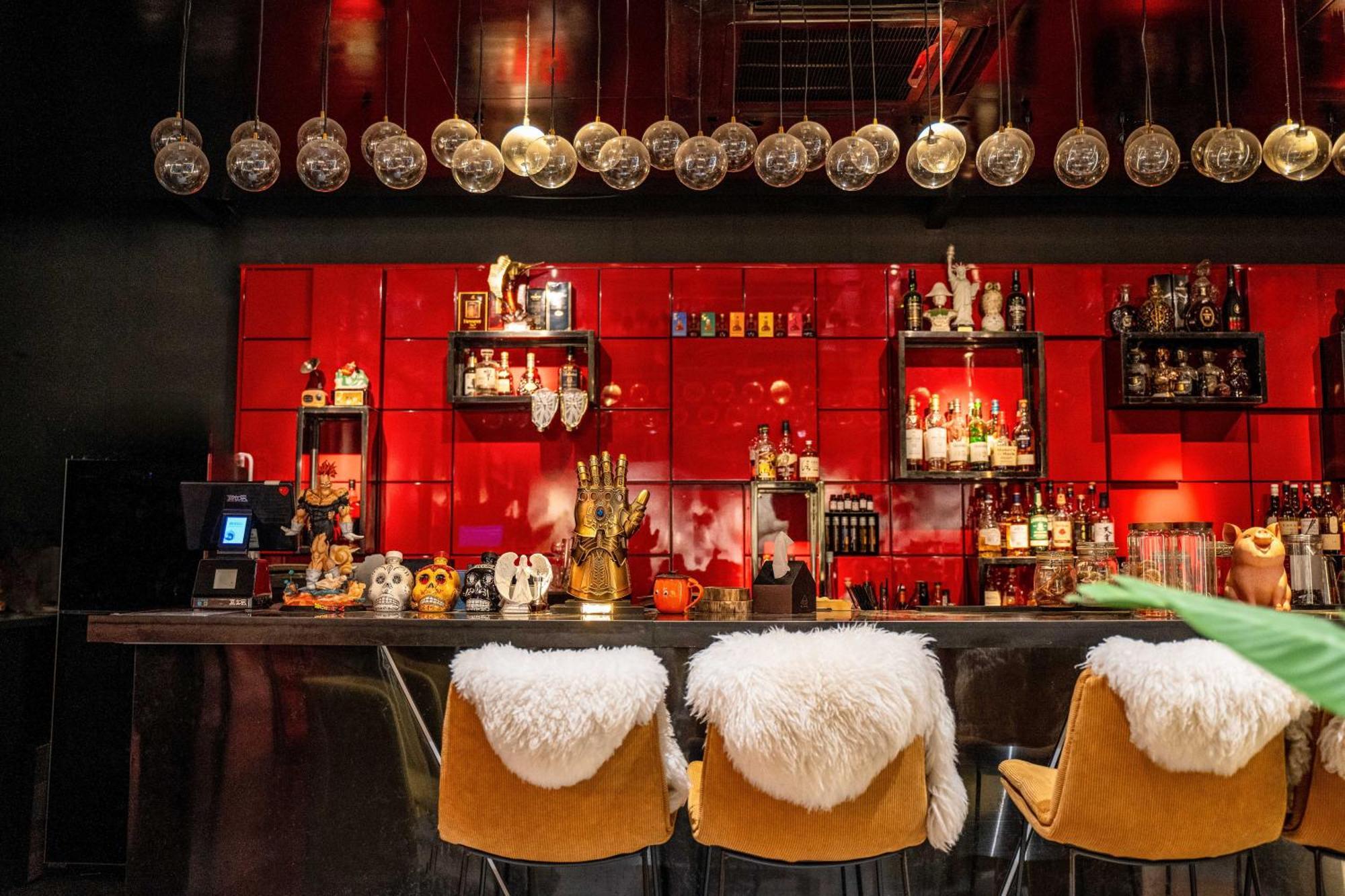 Hesu Designer Hotel & Suites -Near Xi'An Drum Tower And Yongning Gate -Free Laundry Luggage Storage -Kitty Cafe With Freshly Ground Coffee -24H Front Desk -English Service -Exclusive Subsidies For Dumpling Banquet & Show Exterior photo