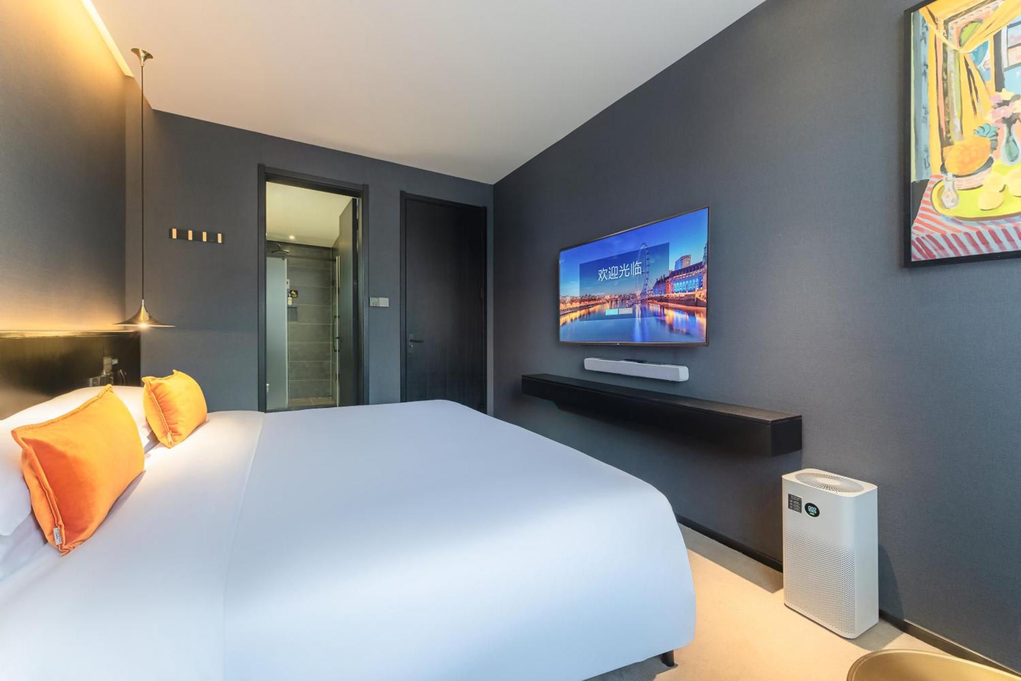 Hesu Designer Hotel & Suites -Near Xi'An Drum Tower And Yongning Gate -Free Laundry Luggage Storage -Kitty Cafe With Freshly Ground Coffee -24H Front Desk -English Service -Exclusive Subsidies For Dumpling Banquet & Show Exterior photo