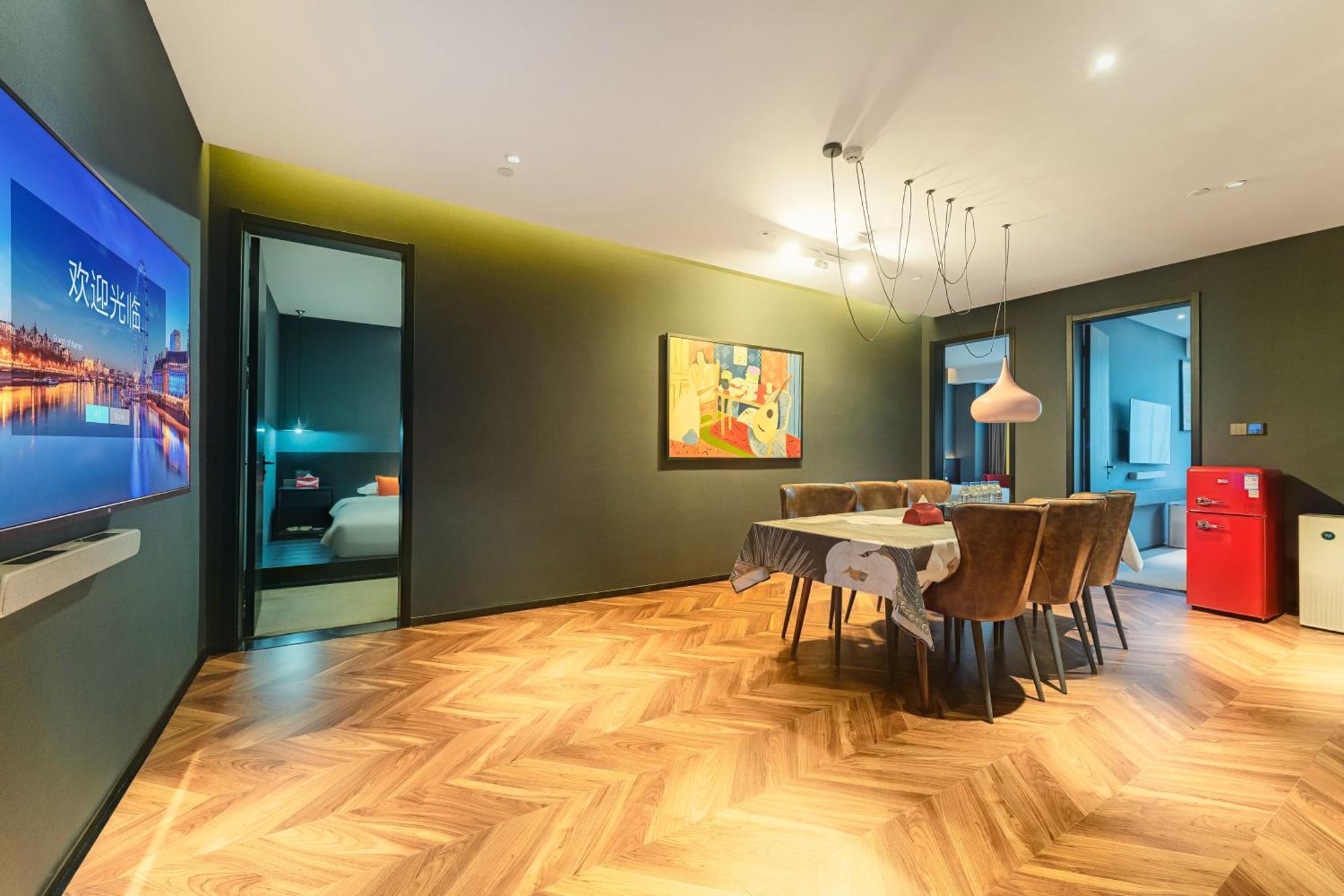 Hesu Designer Hotel & Suites -Near Xi'An Drum Tower And Yongning Gate -Free Laundry Luggage Storage -Kitty Cafe With Freshly Ground Coffee -24H Front Desk -English Service -Exclusive Subsidies For Dumpling Banquet & Show Exterior photo