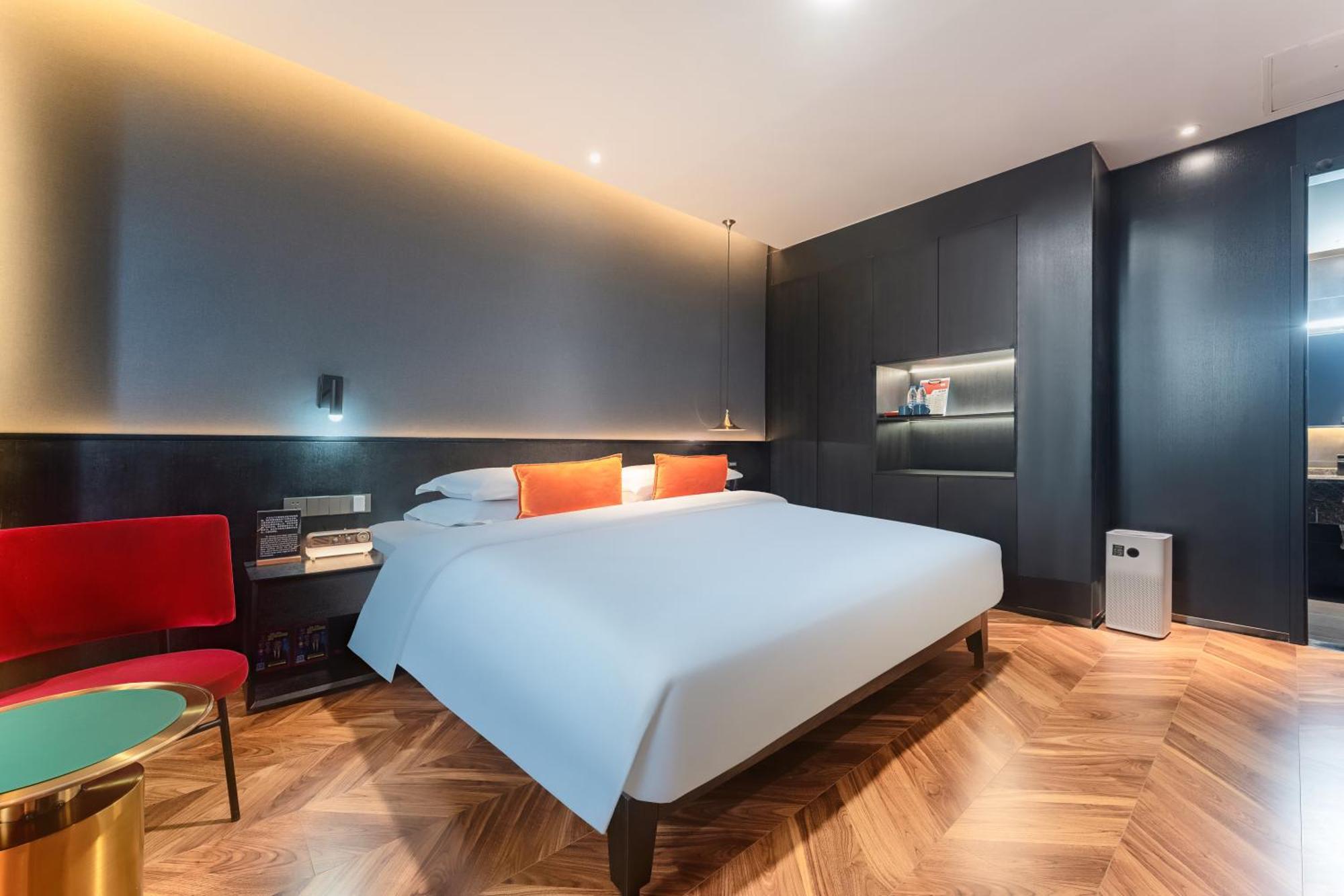 Hesu Designer Hotel & Suites -Near Xi'An Drum Tower And Yongning Gate -Free Laundry Luggage Storage -Kitty Cafe With Freshly Ground Coffee -24H Front Desk -English Service -Exclusive Subsidies For Dumpling Banquet & Show Exterior photo
