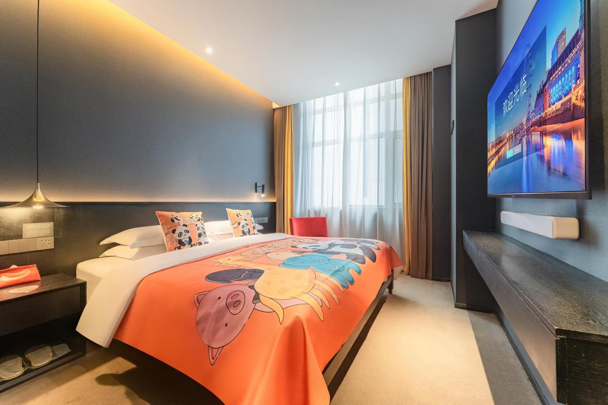Hesu Designer Hotel & Suites -Near Xi'An Drum Tower And Yongning Gate -Free Laundry Luggage Storage -Kitty Cafe With Freshly Ground Coffee -24H Front Desk -English Service -Exclusive Subsidies For Dumpling Banquet & Show Exterior photo